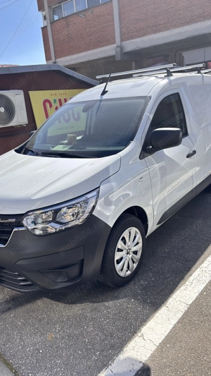 Vând Renault Expres aproape nou - imagine 2