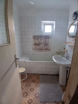 3 cam decomandat Zona Lipovei Centrala gaz 2 balcoane - imagine 2