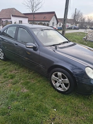 Mercedes Benz C200