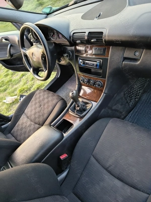 Mercedes Benz C200 - imagine 6
