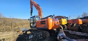 Excavator pe șenile Hitachi Zaxis ZX 240 NLC - imagine 2