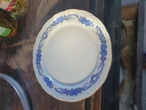 De vanzare serviciu de masa 