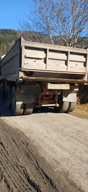 Vând autobasculante 8x4 - imagine 11