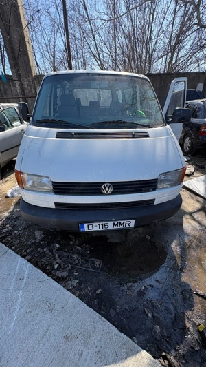 Vând Volkswagen T4 Transporter   2000   2.5 Diesel   102 CP   9 Locuri   Ideal pentru transport! - imagine 2