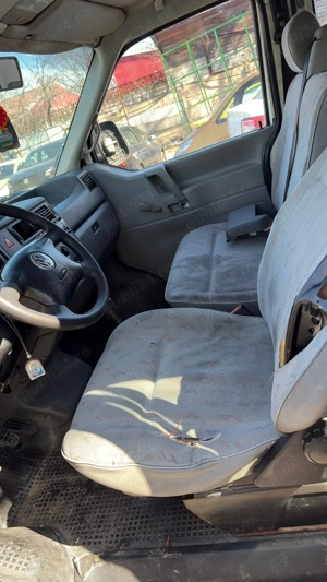 Vând Volkswagen T4 Transporter   2000   2.5 Diesel   102 CP   9 Locuri   Ideal pentru transport! - imagine 4