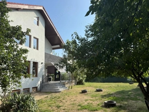 Casa spatioasa,perfecta pentru locuit sau investitie - imagine 4
