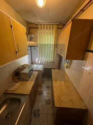 Apartament 3 camere Piata Progresul /etaj 2 - imagine 9