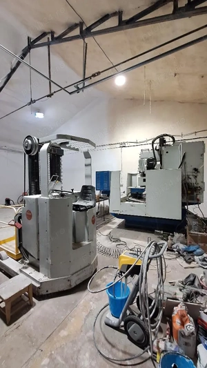 Proprietar, vand HALA  inchiriata pt.Service auto ,presatari servicii, zona Militari,Valea Cascadeor - imagine 9