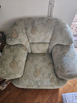 Canapea extensibila plus două fotolii 