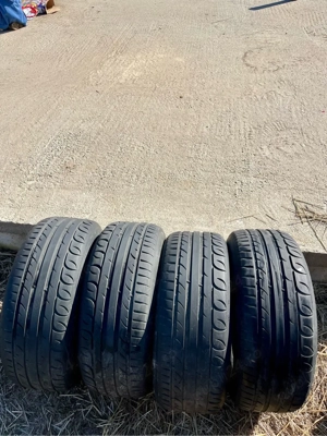 Vând anvelope vară 235/55/ZR17