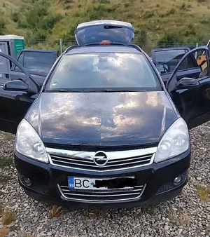 Opel Astra H station wagon 1.9 cdti an 2008