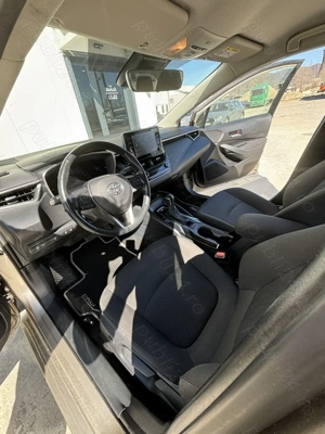 Toyota Corolla Hybrid 2022 - imagine 8