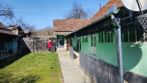 Casa cu teren generos de vanzare  - imagine 2