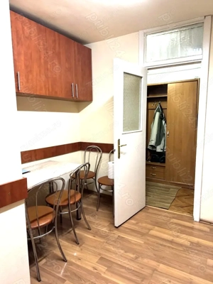 Apartament 3 Camere Decomandat 2 Bai  Centrala Proprie Zona Girocului Spitalul Judetean - imagine 7