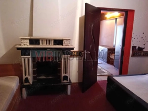 Casă spațioasă de vânzare | Parter + Etaj | Ideală pentru locuință sau activitate comercială - imagine 14