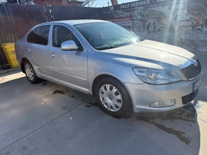 skoda octavia  - imagine 2