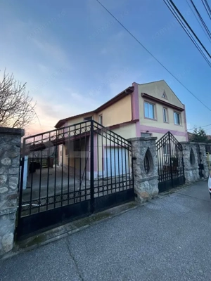 Casa individuala 6 camere, 269 mp utili, 635mp teren.