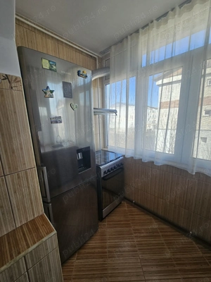 Apartament cu 3 camere de închiriat în Curtea de Argeș. - imagine 12