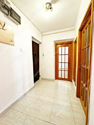 Apartament cu 2 camere decomandat, in cartierul Micro 21, la etajul 6. - imagine 5