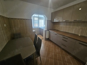 Apartament cu 3 camere de închiriat în Curtea de Argeș. - imagine 9