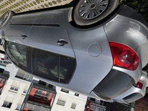 VW Golf 5 1.4 benzină 1050  -  pentru piese sau reparat - imagine 3