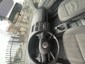 Volkswagen Polo 1.2 benzină 2006 - imagine 2