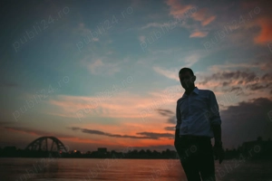 Deplasare , bărbat de 38 de ani pentru doamne și domnișoare ! Bărbații și cupluri excluși ! 