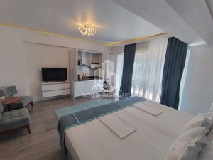 Studio et.5 White Tower, vedere la mare,  Mamaia Nord - imagine 4