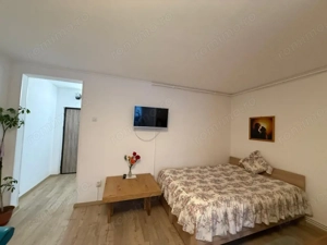 Garsonieră   mobilată și utilată complet-zona Miorita - imagine 9