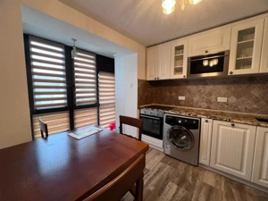 Apartament 2 camere,decomandat, zona Zamfirescu  - imagine 7