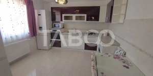 Apartament spatios 2 camere la casa loc parcare in Selimbar  - imagine 3