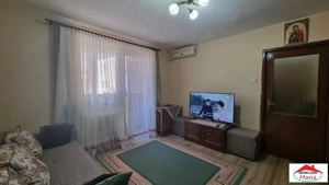 Apartament 2 camere zona centrala etaj 3 - imagine 2