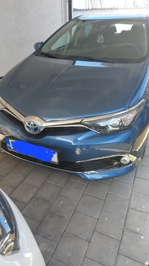 Toyota Auris hibrid - imagine 9