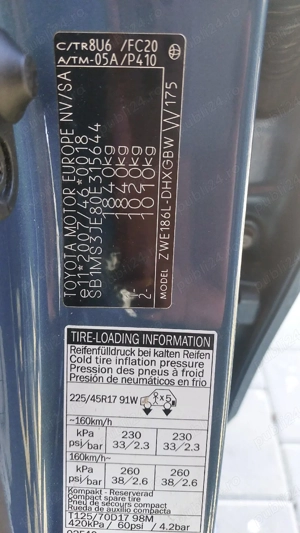 Toyota Auris hibrid - imagine 8