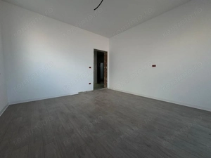 3 camere.Decomandat.Bucatarie inchisa.Bine compartimentat - imagine 6