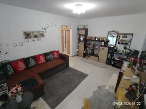 Apartament 2 camere, renovat 2025 - imagine 2