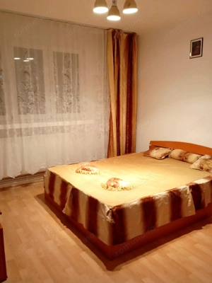 Apartament 2 camere, mobilat complet, zonă stradală   Micro 20. 