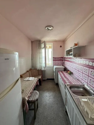 Apartament 2 camere, decomandat, Zona Astoria  - imagine 12