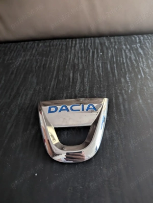 Emblema hayon/capota spate Dacia
