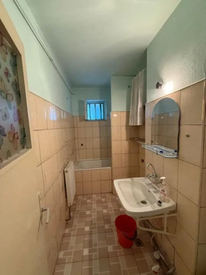 Apartament 2 camere, zona Gojdu,etaj 4  - imagine 6