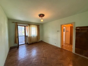 Apartament 2 camere, zona Gojdu,etaj 4  - imagine 9