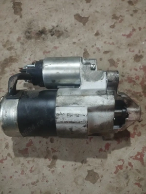 Vând electromotor logan