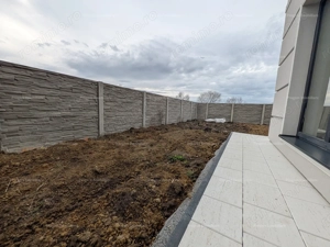 Casa noua - 100 mp - 3 dormitoare +birou +living - 155.000 euro - imagine 17