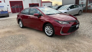 Toyota Corolla Hybrid 1.8   Revizii reprezentanta, 102.000 km - imagine 3