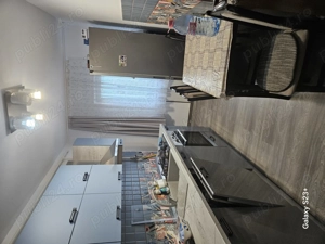 Vand apartament 2 camere - imagine 4