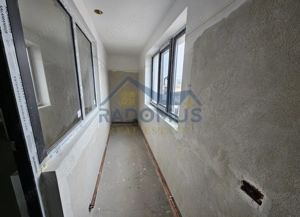 Vila Tătărani - 280 mp utili - 500 mp Teren - 8 Camere + 4 Băi - imagine 14