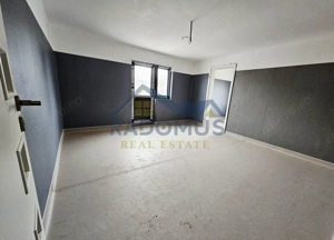 Vila Tătărani - 280 mp utili - 500 mp Teren - 8 Camere + 4 Băi - imagine 7