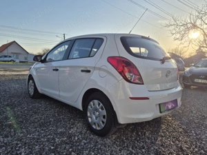 HYUNDAI I20 an 2014 benzina - imagine 5