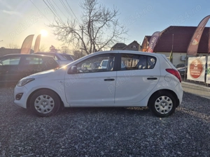 HYUNDAI I20 an 2014 benzina - imagine 4