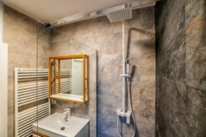 Vila moderna Mioveni | teren 1231 mp | terase, foisor si garaj - imagine 20